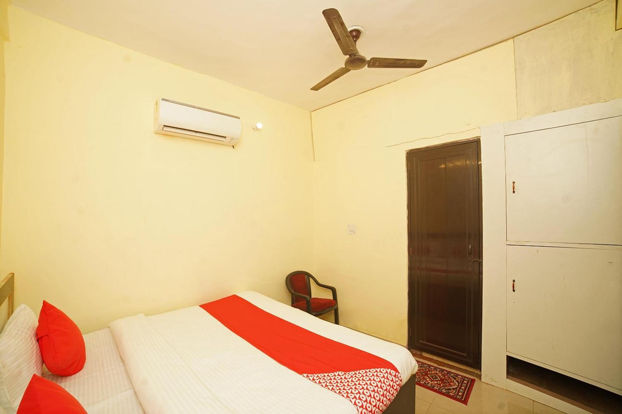 Hotel O Paras Guest House & Restaurant Haldwāni 외부 사진